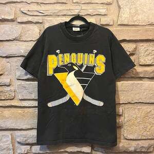 Vintage 1992 Team Rated Pittsburgh Penguins NHL T-Shirt Size L